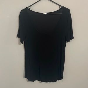 medium comfy relaxed tee shirt 🖤